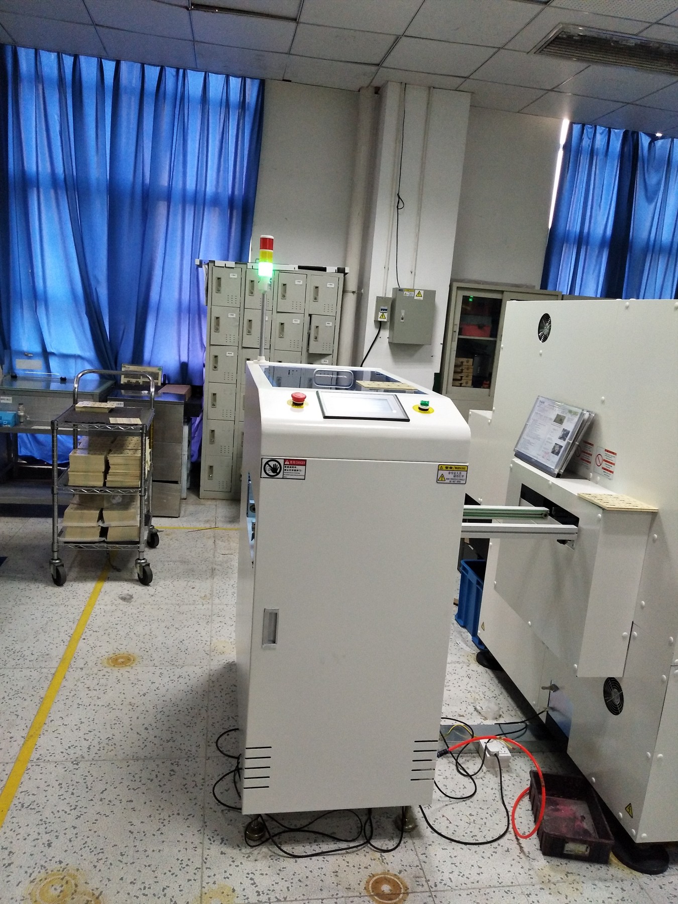 自动锣板机电路板pcb板切割机电路板pcb板切割机厂家南京电路板pcb板